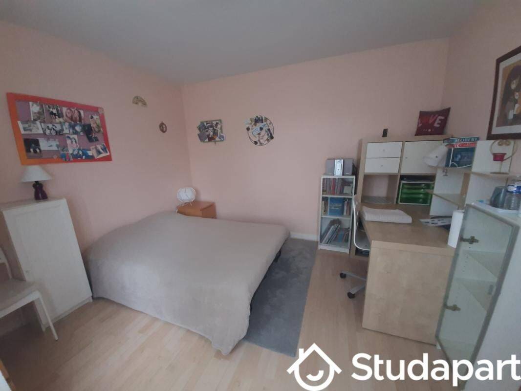 Appartement 1 pièce 11 m² · à Évreux · 11 m² · 450 €