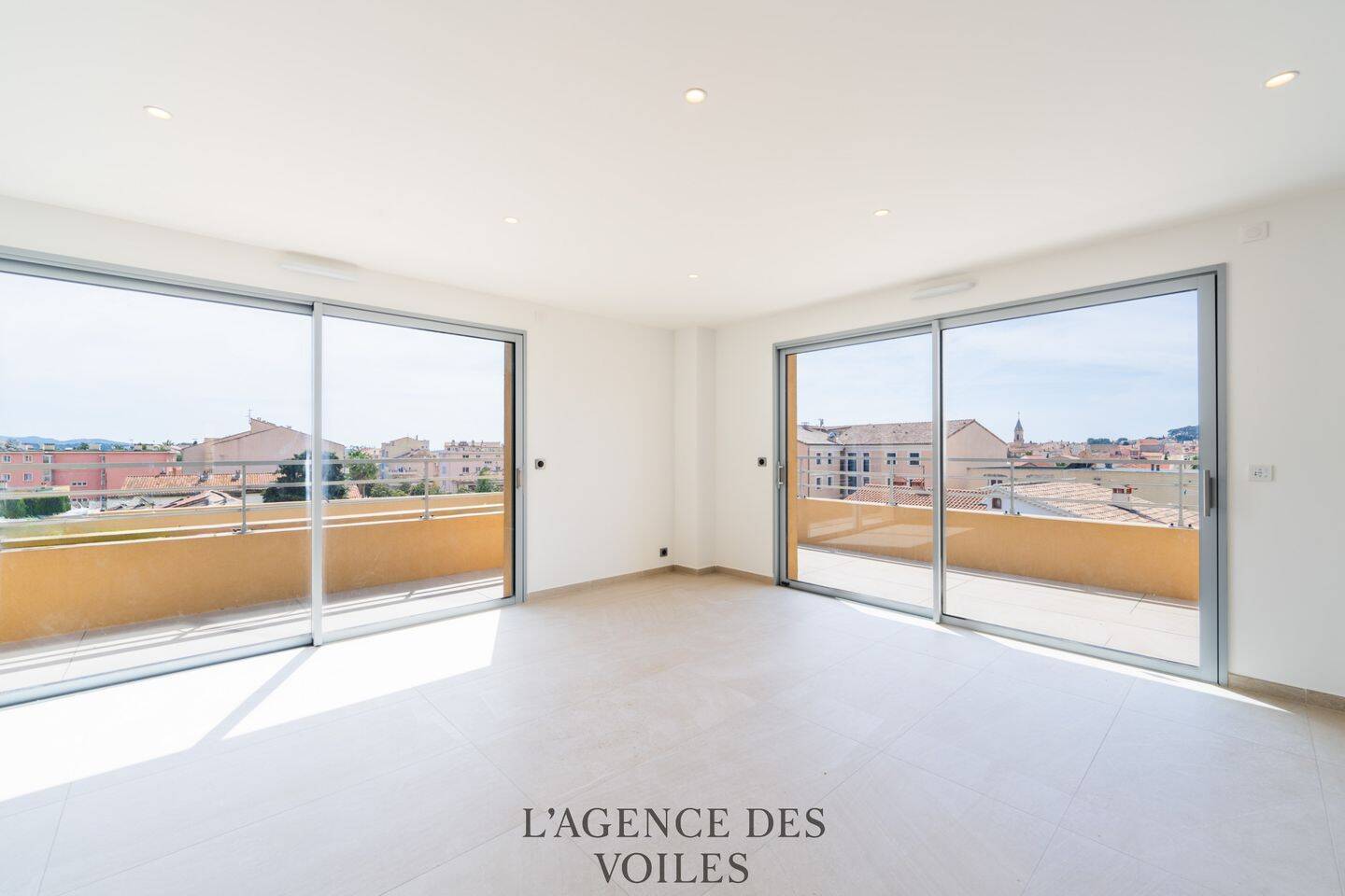 Appartement 3 pièces 121 m² · à Sanary-sur-Mer · 121,2 m² · 1 450 000 €