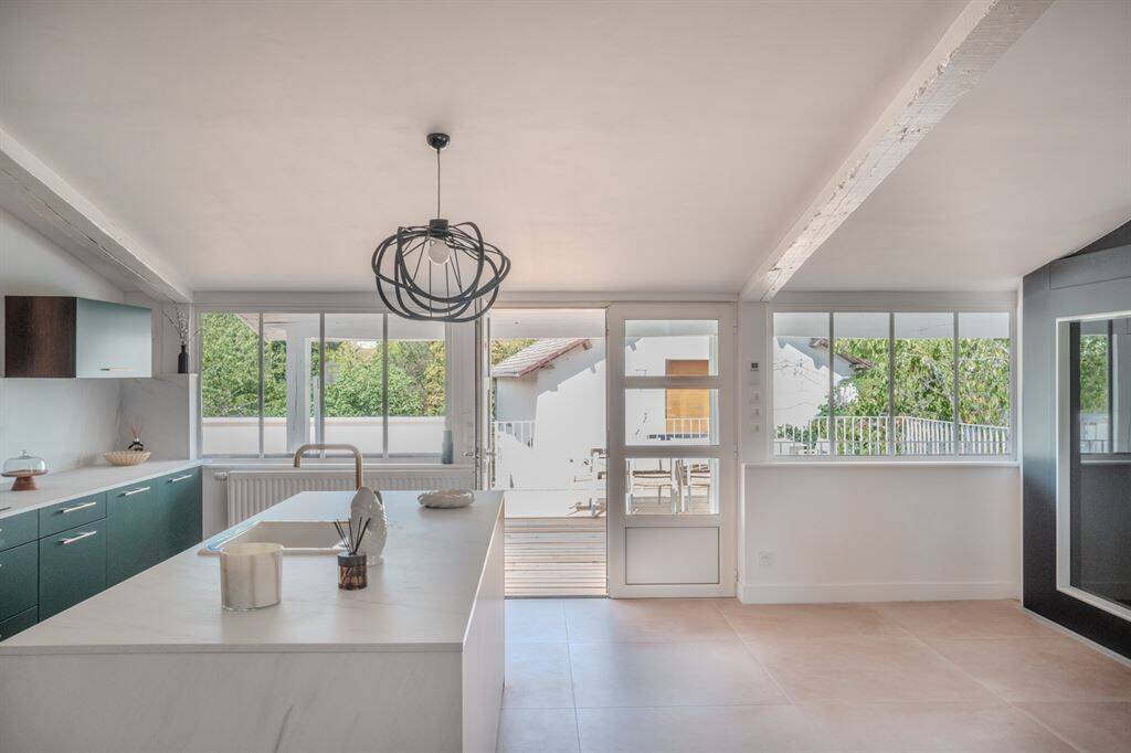 Appartement 11 pièces 244 m² · à Beaune · 244 m² · 1 020 000 €