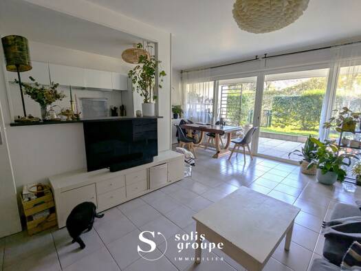 Appartement à vendre 289 500 € 3 pièces 2 chambres 66 m² RDC Nantes 44100