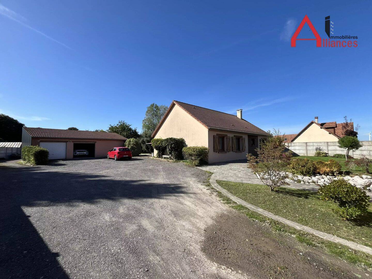 Maison 6 pièces 137 m² · à Petit-Caux · 137 m² · 335 000 €