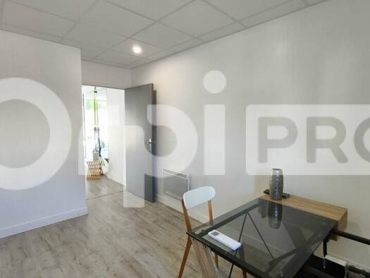 Espace bureau à louer 540 € 11 m² de bureaux divisible jusqu'à 11 m² Villemoisson-sur-Orge 91360