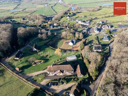 Maison à vendre 2 840 000 € 40 pièces 18 chambres 1 049 m² 13 219 m² de terrain Saint-Samson-de-la-Roque 27680