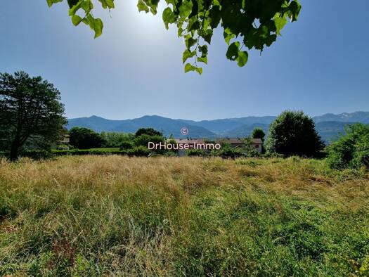 Terrain constructible viabilisé à vendre 149 000 € 302 m² de terrain Le Touvet 38660