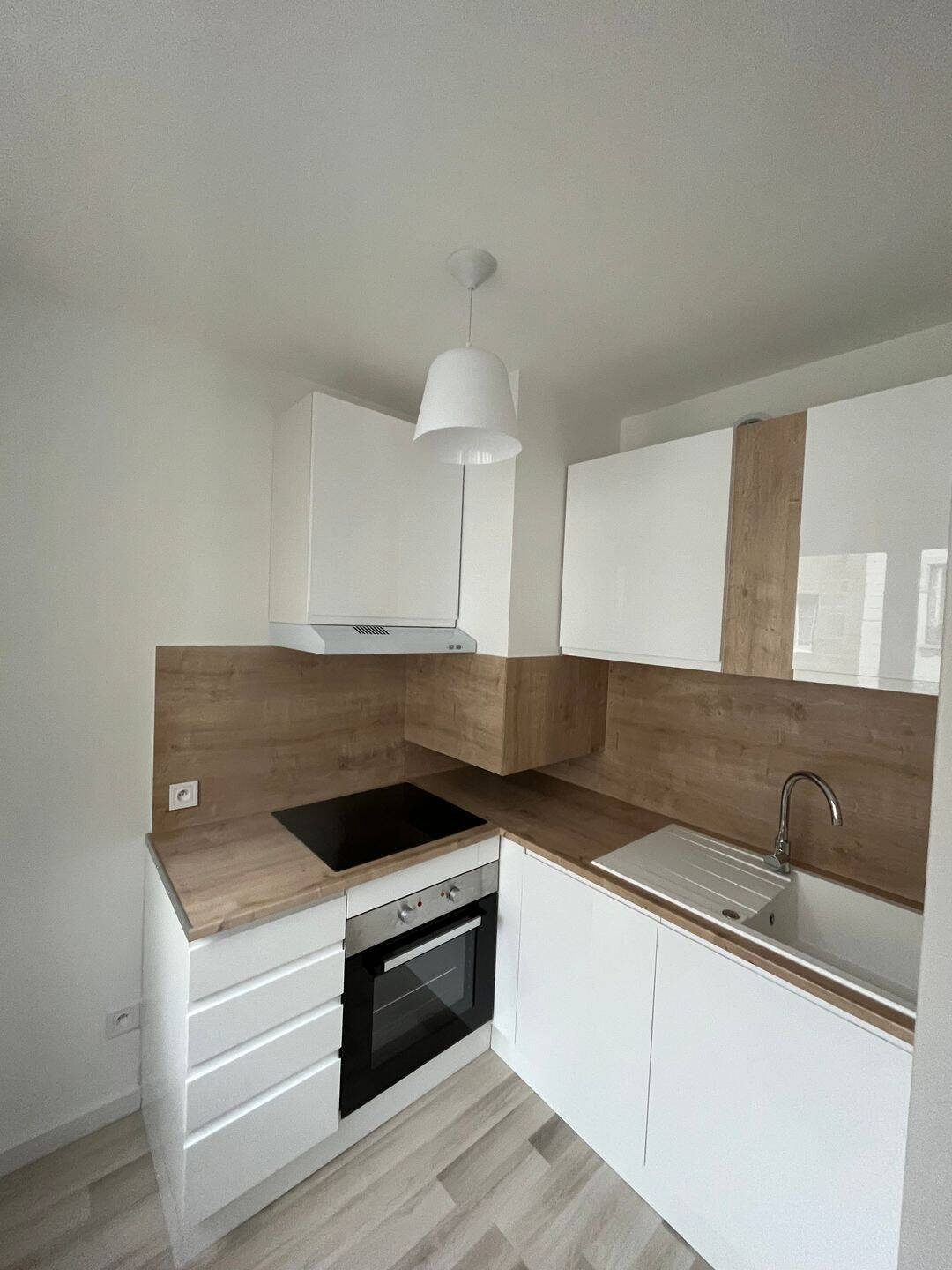 Appartement 3 pièces 47 m² · à Saint-Étienne · 47 m² · 465 €