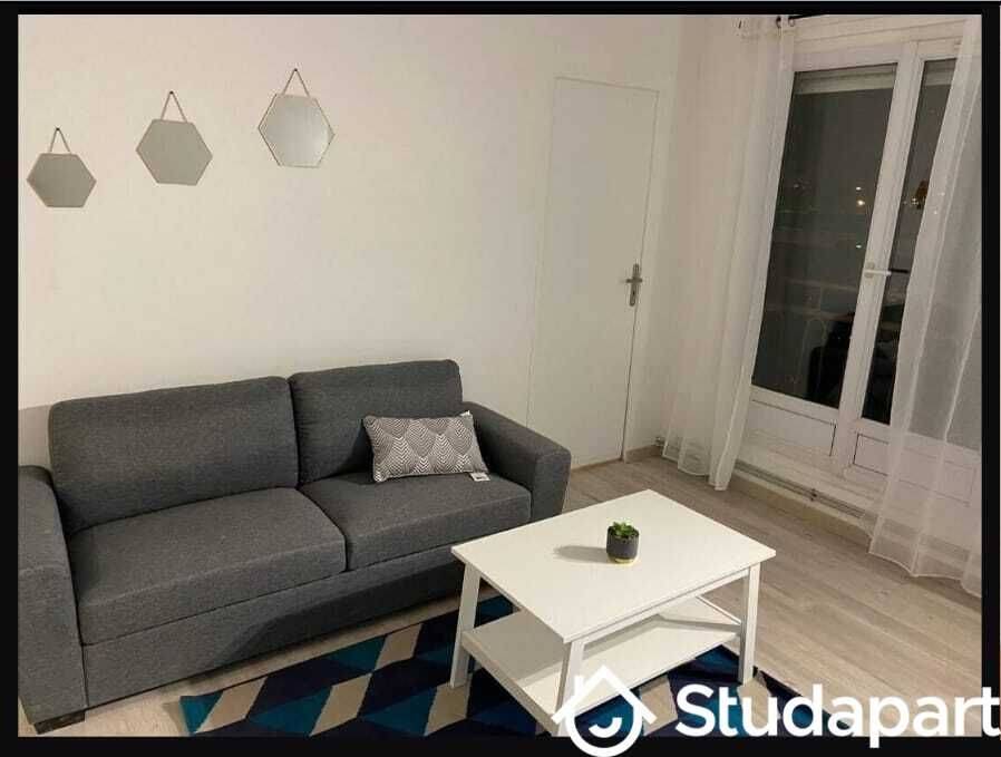 1 pièce 10 m² · à Rouen · 10 m² · 380 €
