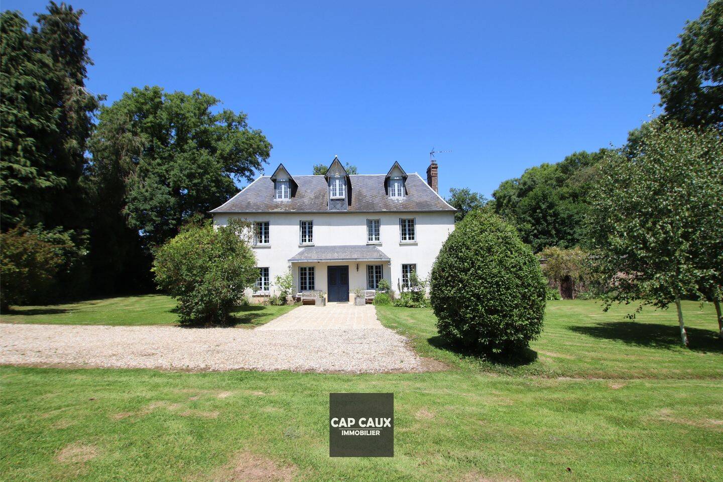 Maison 10 pièces 230 m² · à Veules-les-Roses · 230 m² · 419 000 €