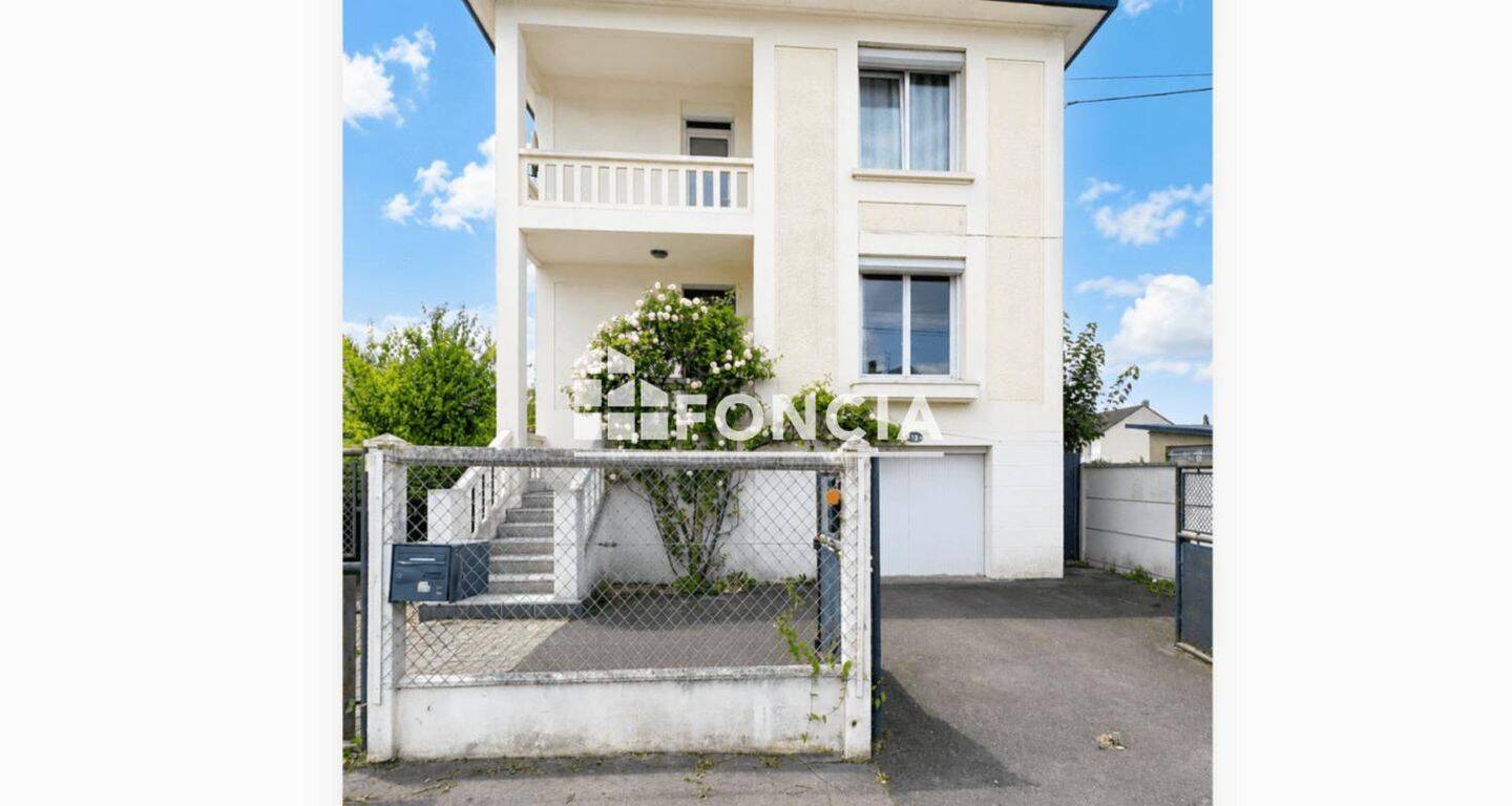 Maison 5 pièces 99 m² · à Lisieux · 99 m² · 249 000 €