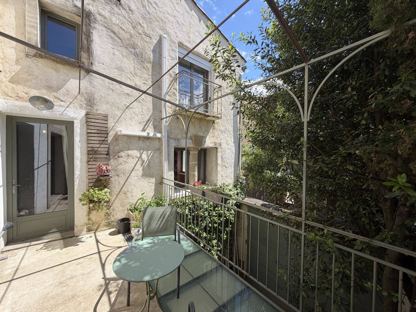 Maison 6 pièces 143 m² · à Saint-Quentin-la-Poterie · 143 m² · 399 000 €
