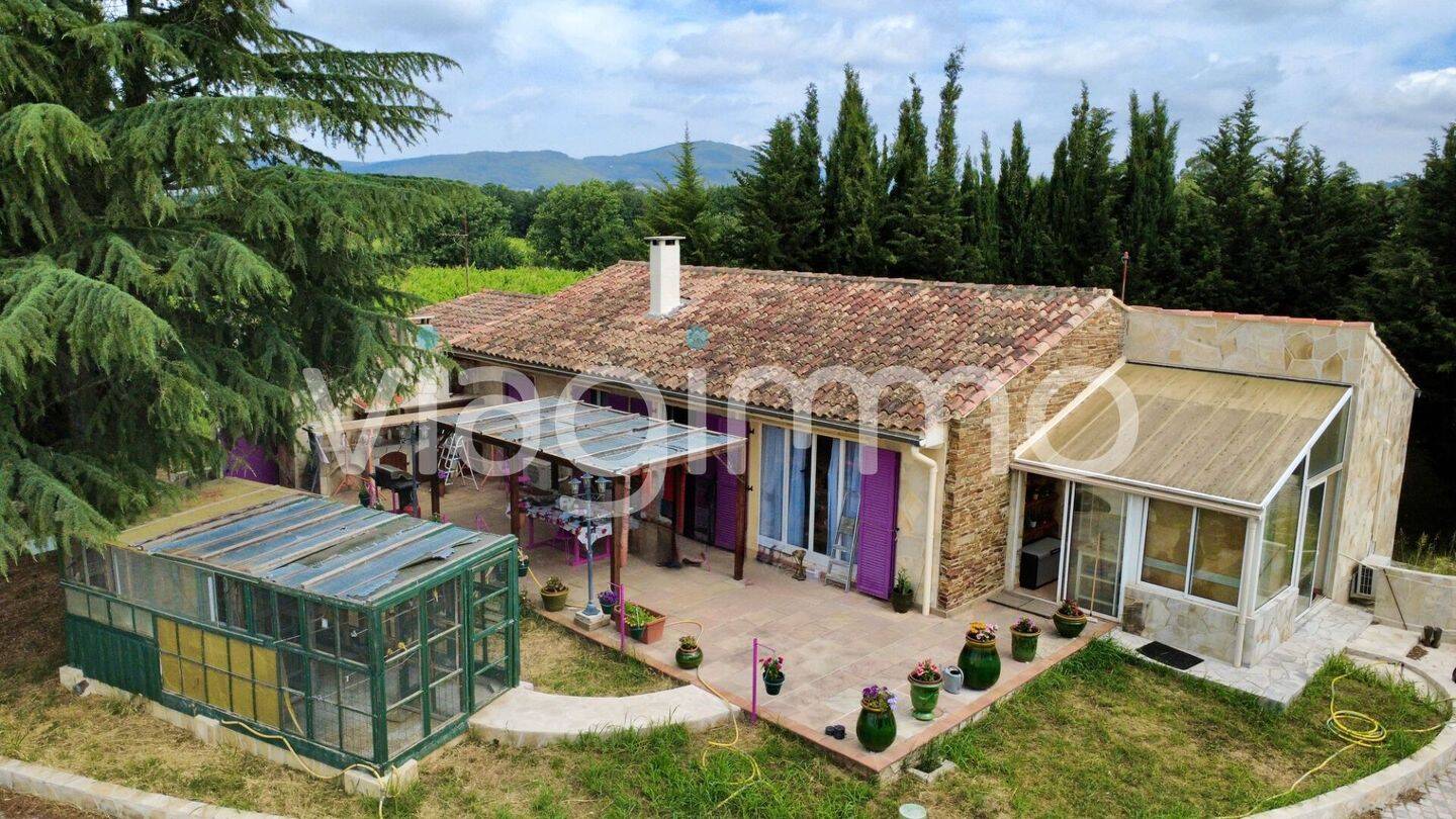 Maison 4 pièces 110 m² · à Solliès-Pont · 110 m² · 305 000 €