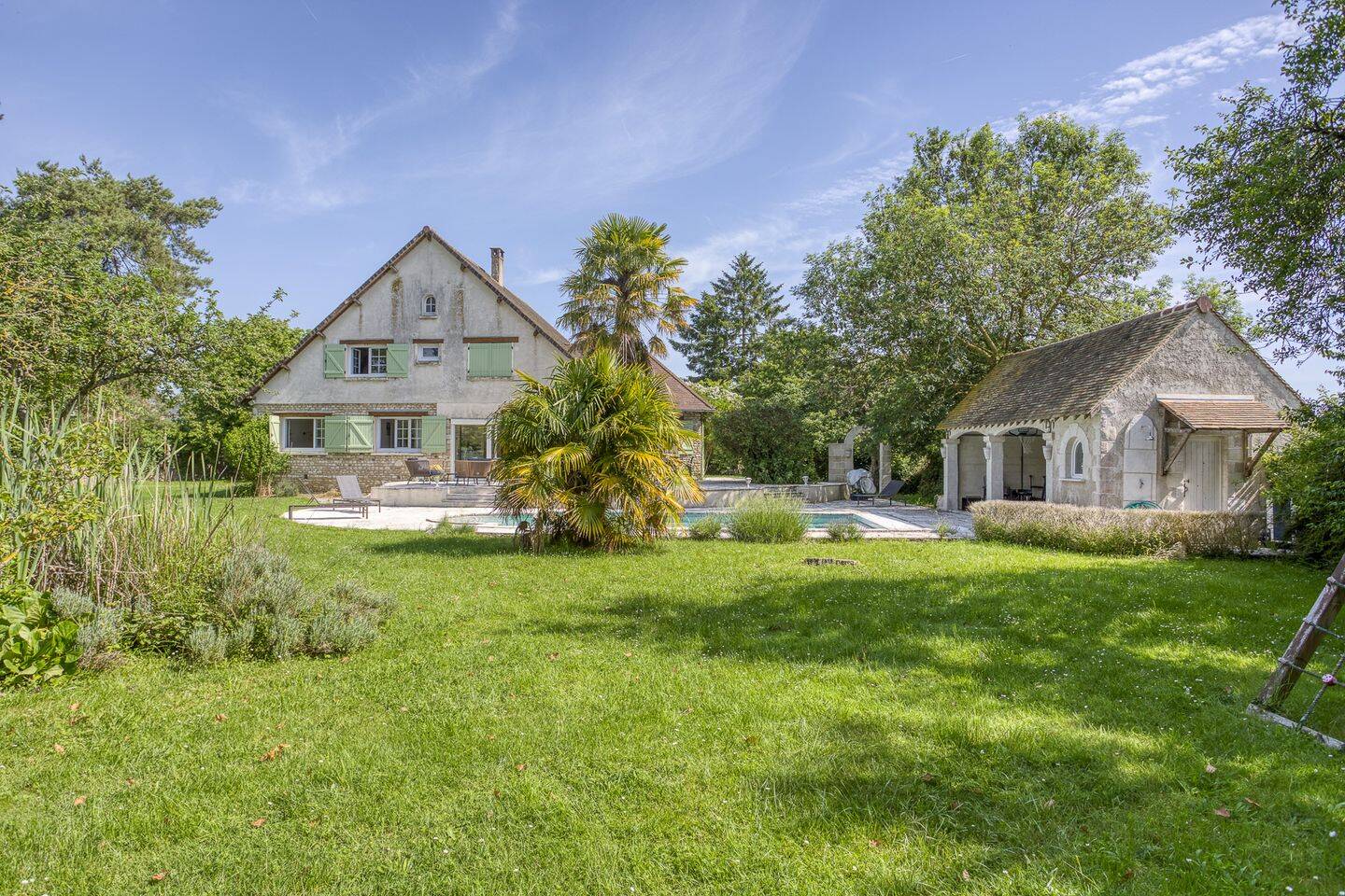 Maison 10 pièces 320 m² · à Houdan · 320 m² · 695 000 €