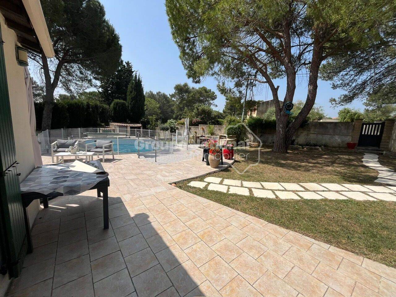 Maison 5 pièces 127 m² · à Langlade · 126,8 m² · 432 000 €