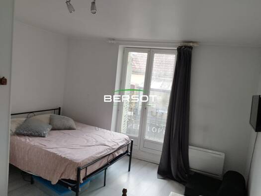 Appartement à louer 390 € 1 pièce 22 m² Étage 1/3 Centre Sud Vesoul 70000