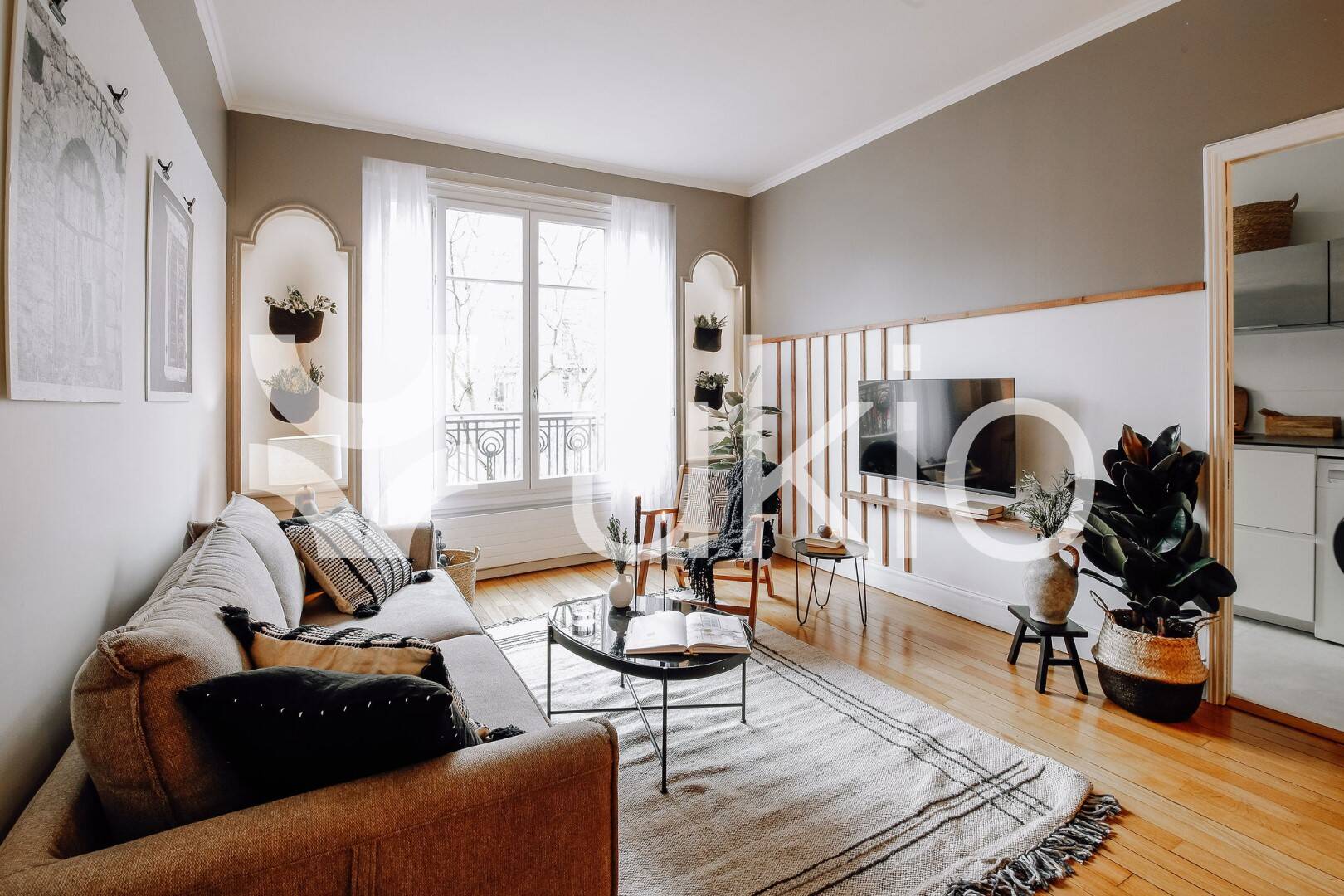 Appartement 2 pièces 70 m² · à Paris 16ème Arrondissement · 70 m² · 3 280 €