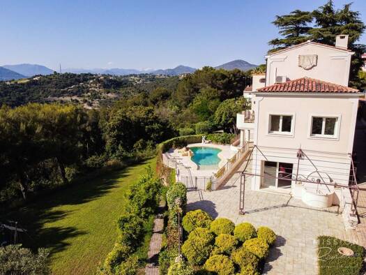 Villa à vendre 1 695 000 € 10 pièces 6 chambres 250 m² 6 450 m² de terrain Saint Antoine - L'Archet Nice 06200