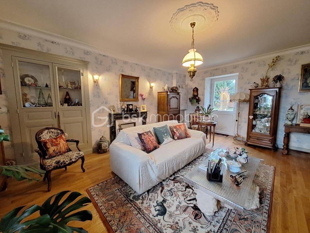 Maison 5 pièces 147 m² · à Gorron · 147 m² · 229 000 €