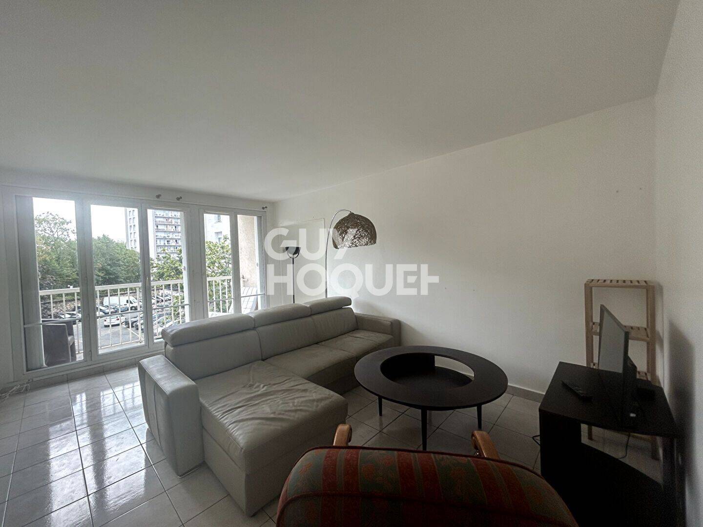 5 pièces 96 m² · à Les Lilas · 96,4 m² · 1 950 €/mois