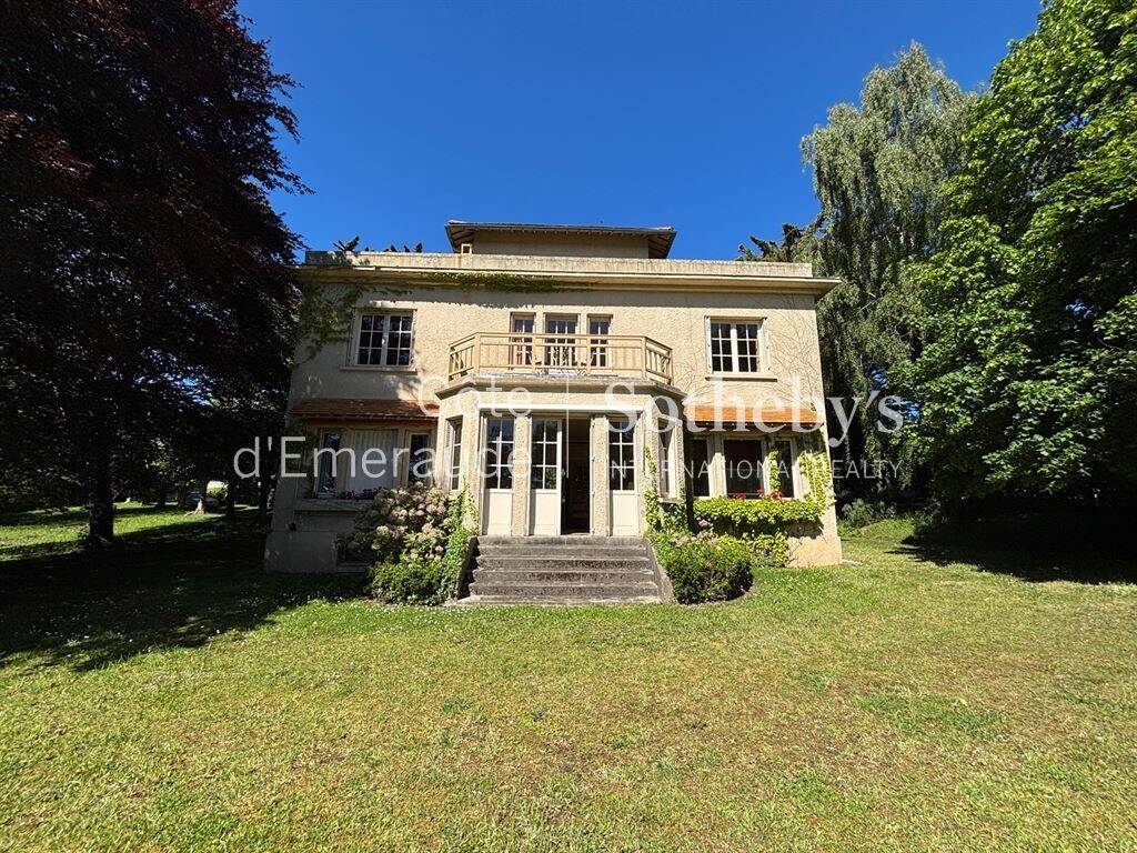 Maison 9 pièces 223 m² · à Dinard · 223 m² · 1 365 000 €