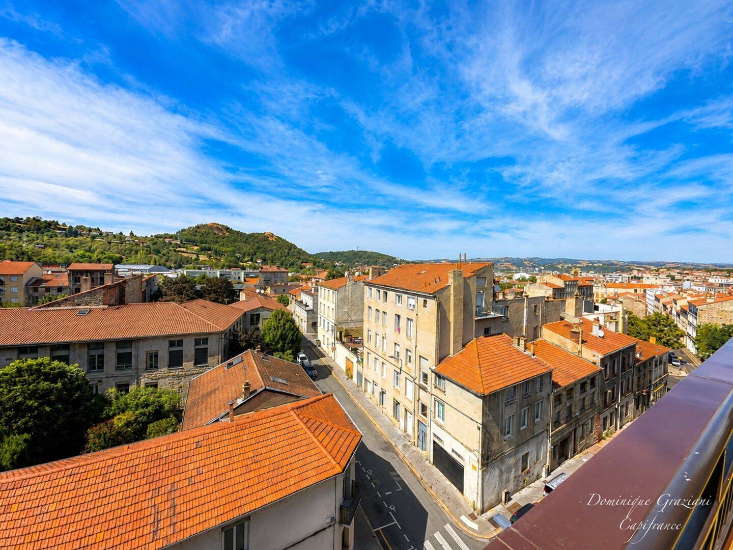 Appartement 4 pièces 73 m² · à Saint-Étienne · 73 m² · 85 000 €