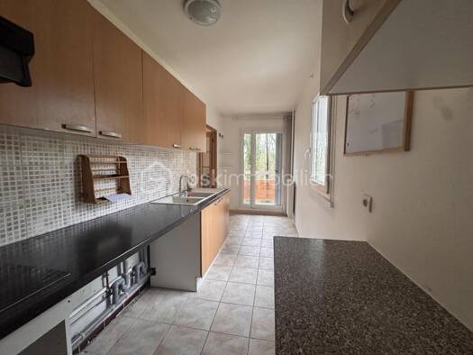 Appartement à vendre 168 800 € 3 pièces 2 chambres 69,9 m² Étage 3/11 Centre Ville Tremblay-en-France 93290