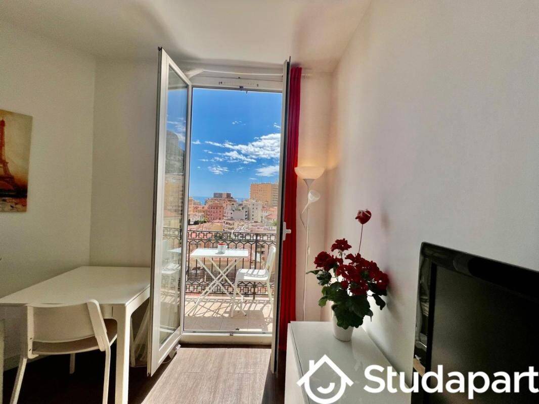 Appartement 2 pièces 38 m² · à Beausoleil · 38 m² · 1 950 €/mois