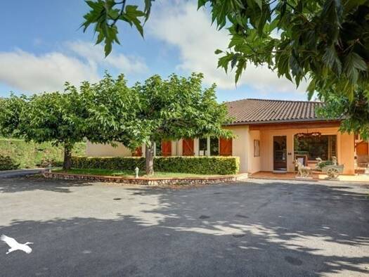 Maison de plain-pied à vendre 296 000 € 5 pièces 3 chambres 181 m² 3 983 m² de terrain Centre Ville Castres 81100