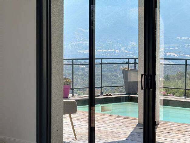 Villa à vendre 790 000 € 5 pièces 4 chambres 200 m² 700 m² de terrain Tolla 20167