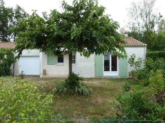 Maison à vendre 171 300 € 4 pièces 2 chambres 61 m² 300 m² de terrain Moutiers-les-Mauxfaits 85540