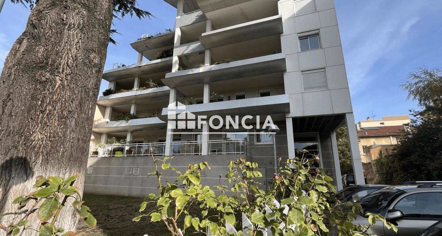 Appartement 5 pièces 133 m² · à Valence · 132,8 m² · 1 400 €/mois