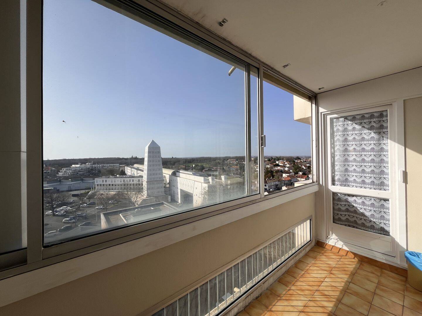 Appartement 4 pièces 83 m² · à Angoulême · 83 m² · 850 €