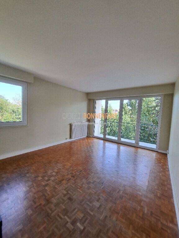Appartement 3 pièces 71 m² · à Saint-Germain-en-Laye · 71 m² · 1 346 €