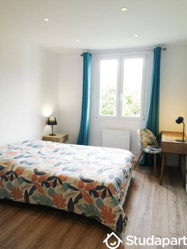 1 pièce 16 m² · à Moret-Loing-Et-Orvanne · 16 m² · 630 €