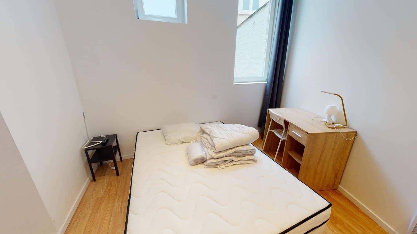 Appartement 1 pièce 15 m² · à Lille · 15 m² · 565 €