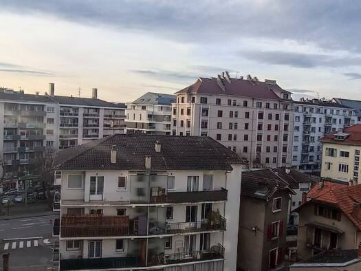 Appartement à vendre 440 000 € 3 pièces 2 chambres 84,5 m² Étage 6/7 Annecy 74000