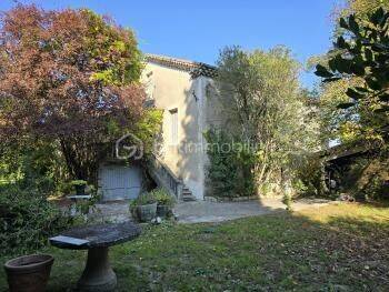 Maison 13 pièces 254 m² · à Le Teil · 254 m² · 274 000 €