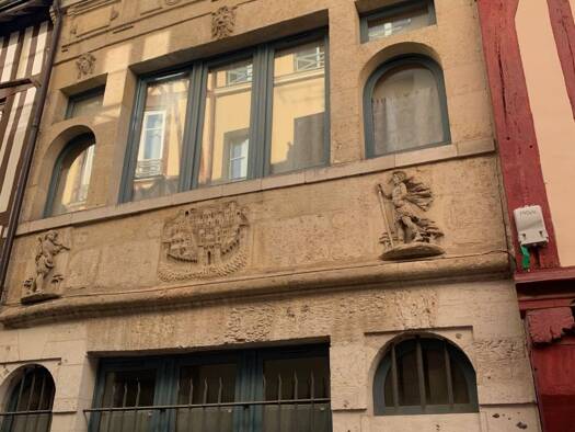 Appartement à vendre 144 000 € 2 pièces 1 chambre 54 m² RDC/3 Vieux Marché-Cathédrale Rouen 76000