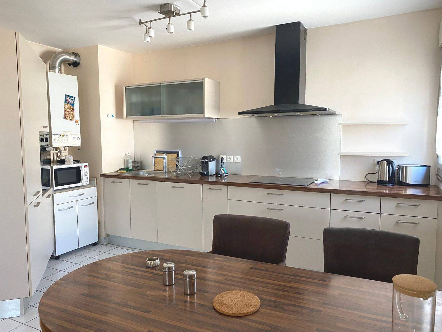 Appartement 3 pièces 64 m² · à Lyon 6ème Arrondissement · 63,8 m² · 1 390 €