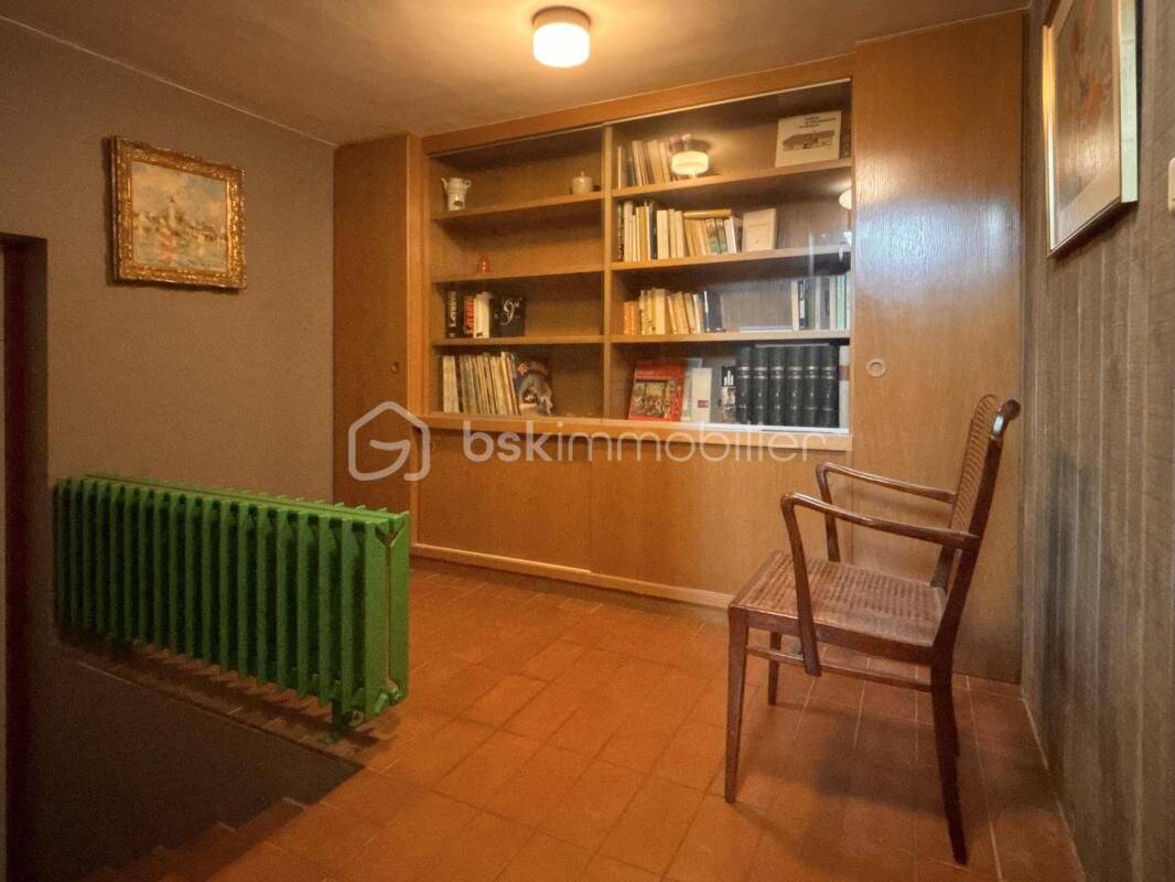 Grenoble-Gières, aux portes du Grésivaudan, un belvédère brutali — 23