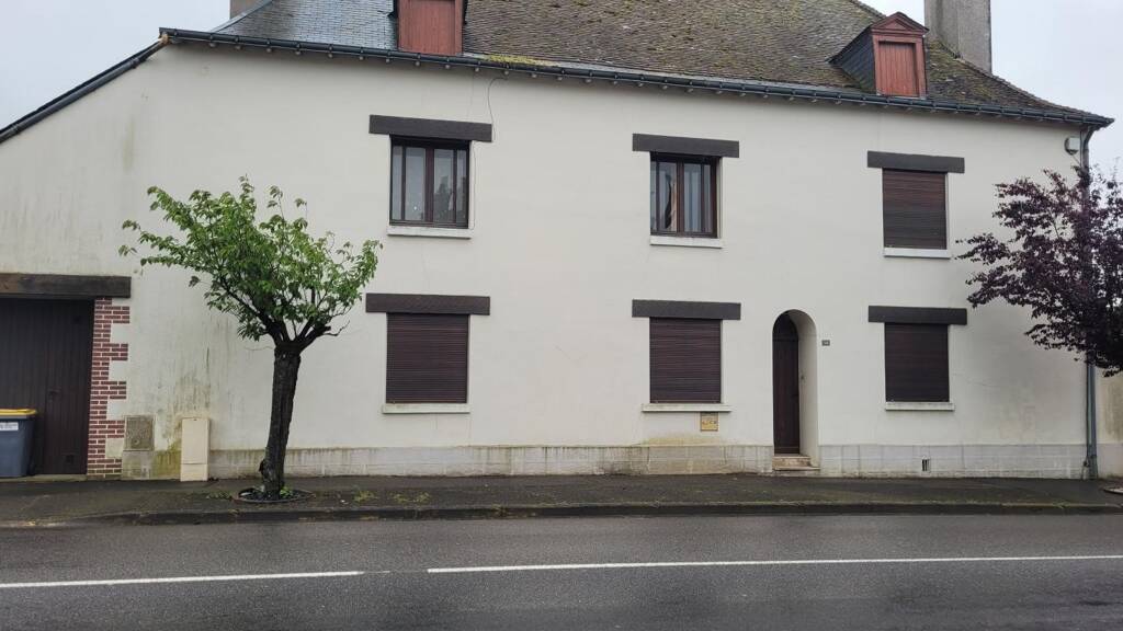 Maison à vendre 317 600 € 8 pièces 6 chambres 220 m² 950 m² de terrain Monnaie 37380
