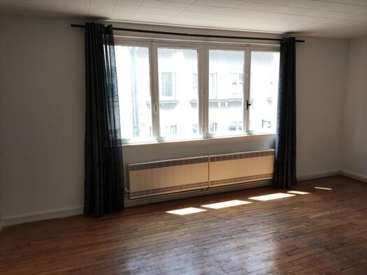 Appartement à vendre 98 000 € 2 pièces 1 chambre 59 m² Étage 2/3 Centre Cherbourg-en-Cotentin 50100
