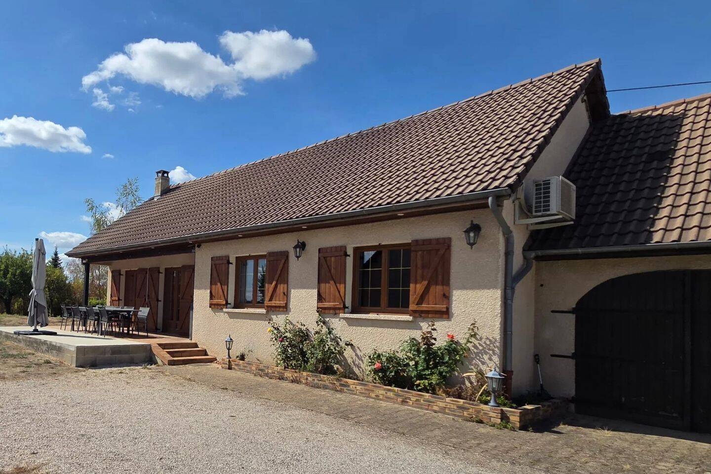Maison 5 pièces 110 m² · à Saint-Germain-du-Plain · 110 m² · 239 000 €