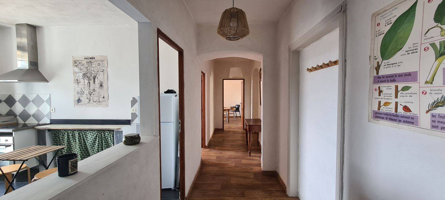 Appartement 3 pièces 77 m² · à Corte · 77 m² · 800 €
