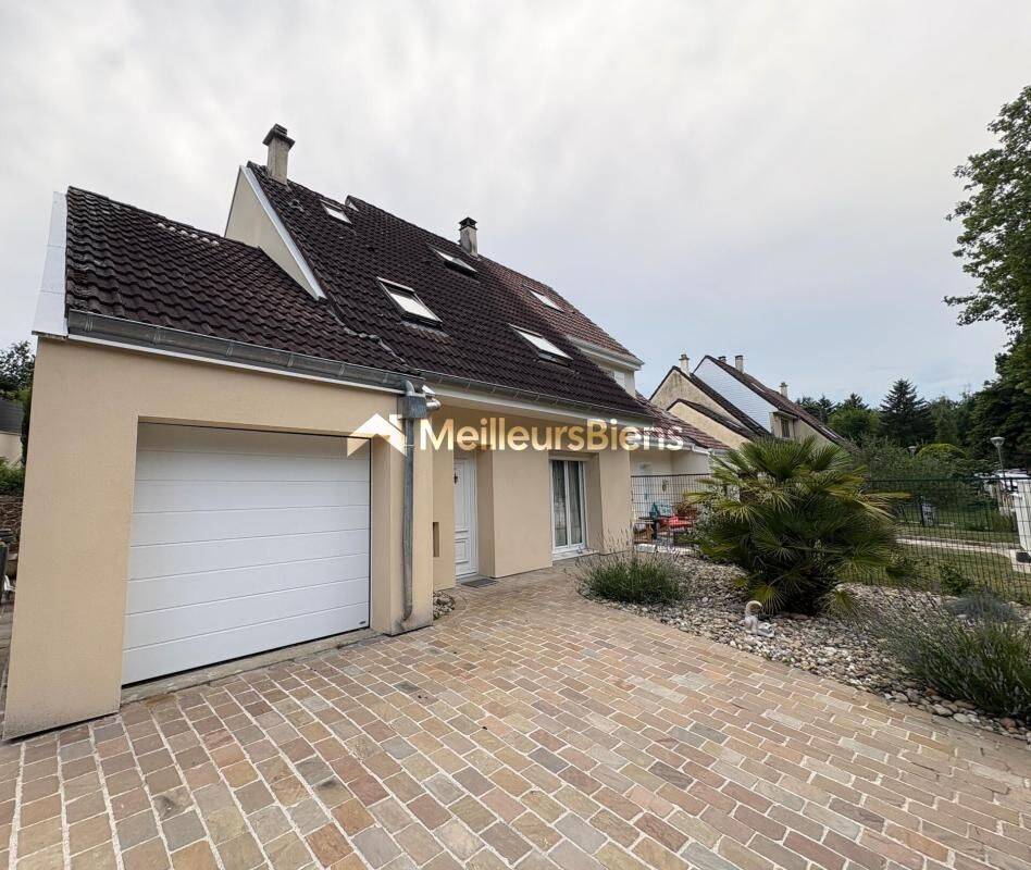 Maison 6 pièces 135 m² · à Ézanville · 135 m² · 395 000 €