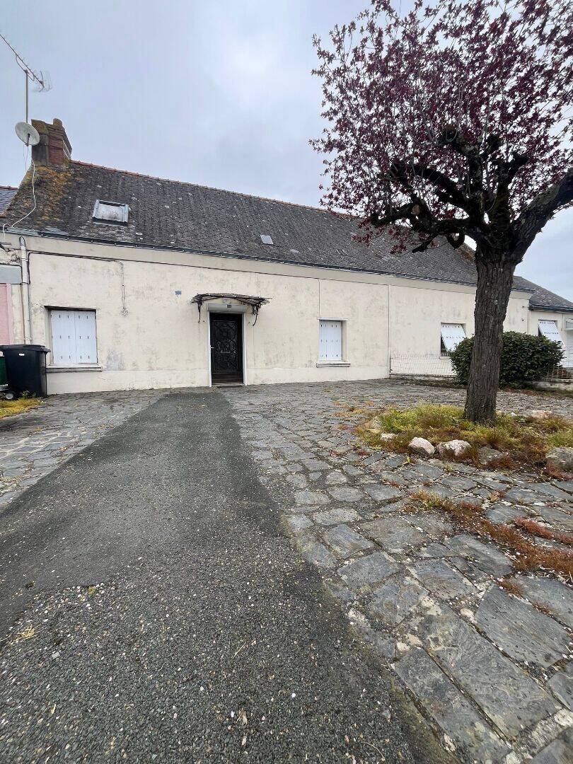 Maison 4 pièces 84 m² · à Ombrée d'Anjou · 84 m² · 81 000 €