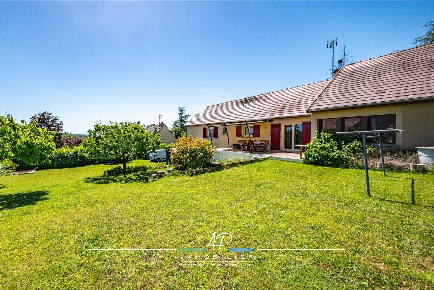 Maison 8 pièces 173 m² · à Belleneuve · 173 m² · 388 000 €