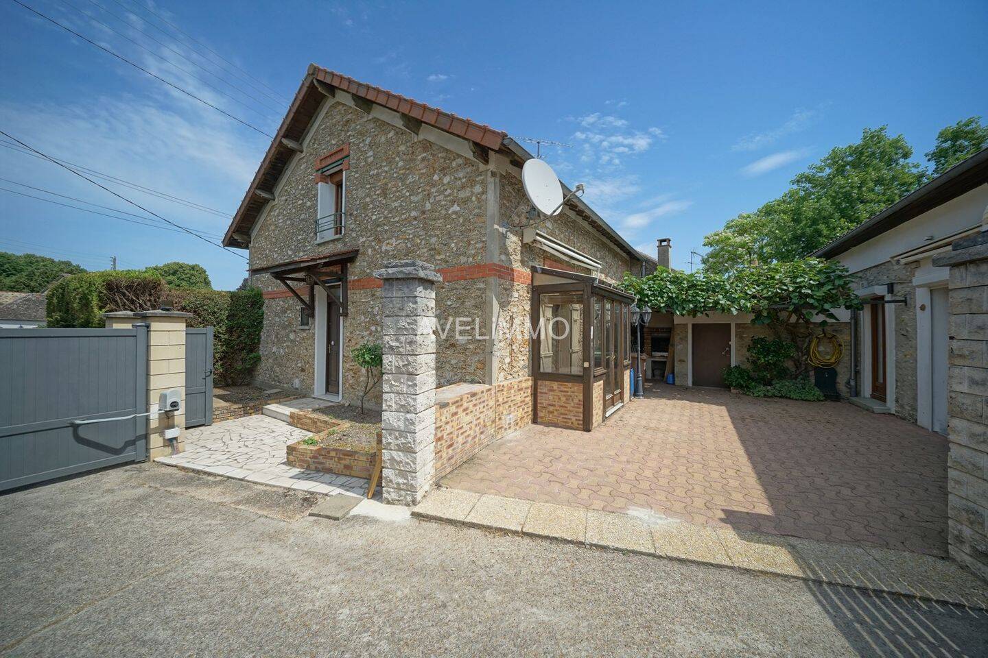 Maison 7 pièces 160 m² · à Boissy-Sans-Avoir · 160 m² · 339 000 €