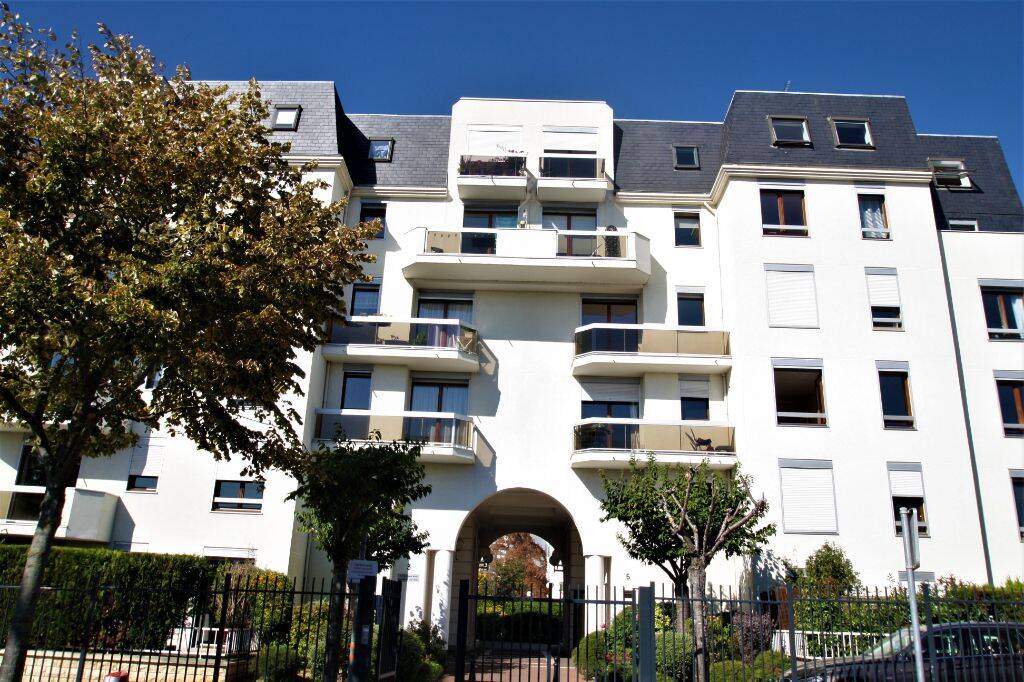 Appartement 2 pièces 52 m² · à Chatou · 51,7 m² · 1 450 €/mois