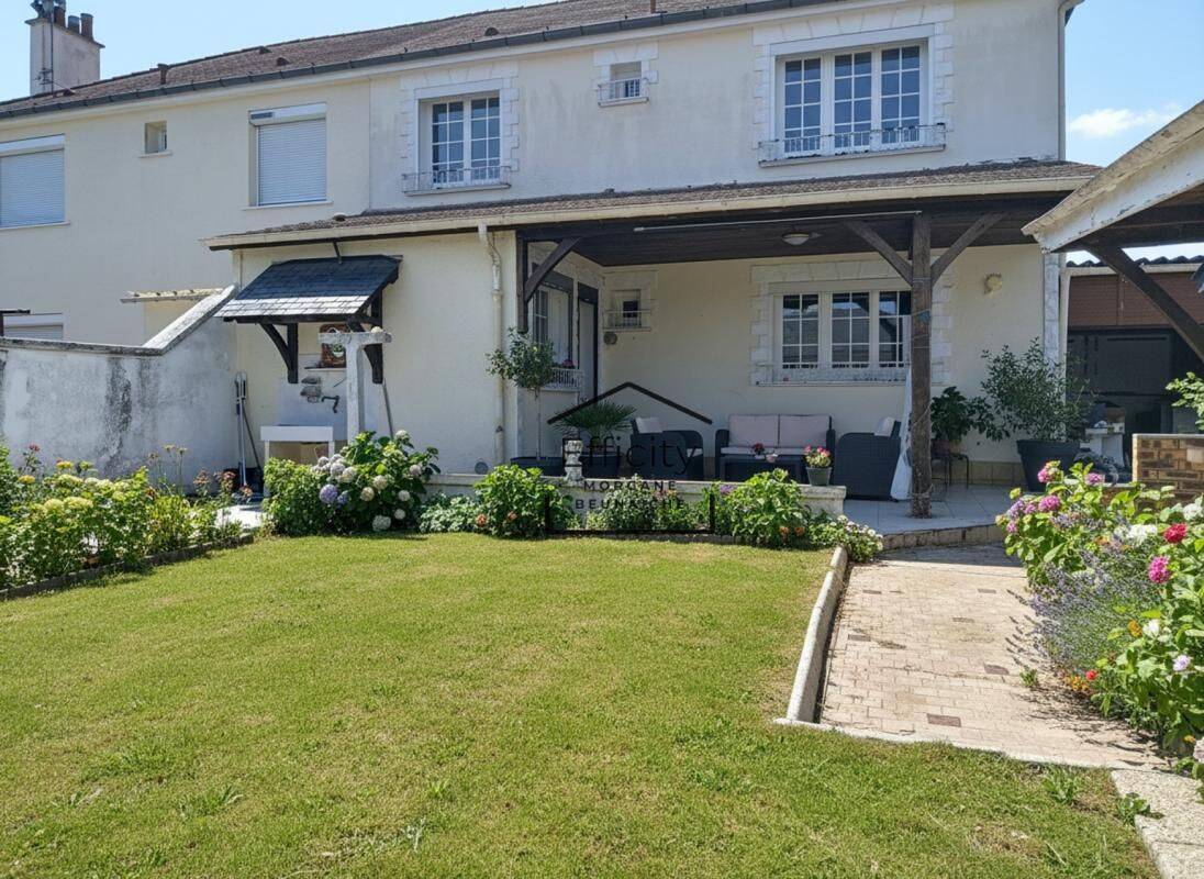 Maison 5 pièces 112 m² · à Tours · 112 m² · 290 000 €