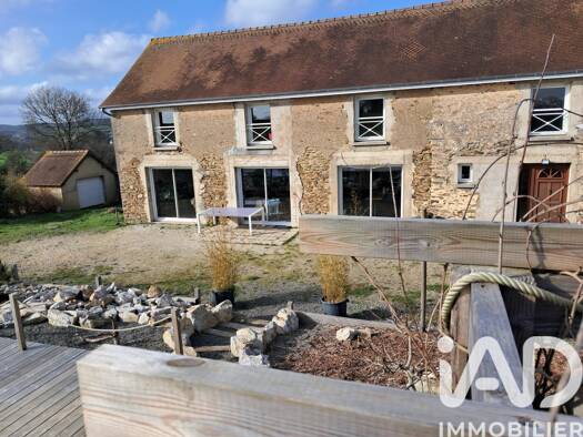 Maison à vendre 330 000 € 7 pièces 4 chambres 187 m² 5 200 m² de terrain Rouessé-Vassé 72140