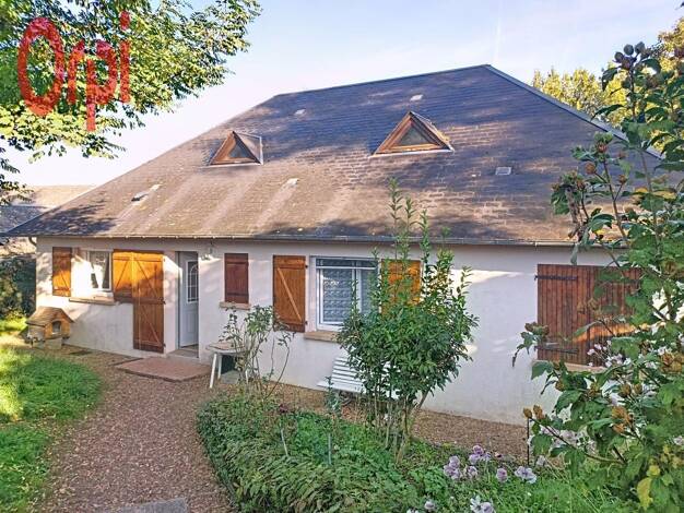 Maison de plain-pied à vendre 163 900 € 4 pièces 3 chambres 107 m² 1 484 m² de terrain Saint-Rimay 41800